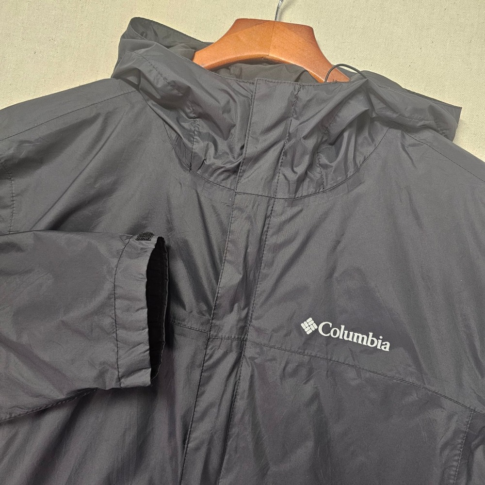 Columbia Watertight II Jacket Men's Large Black Omni-Tech Hood Rain Coat 1533891